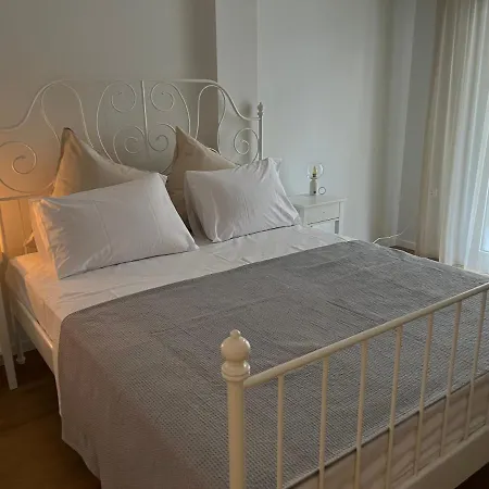 Apartment Fofi's Center