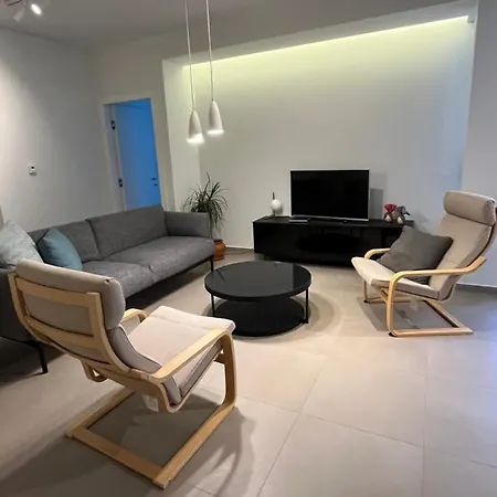 Fofi's Center Apartment
